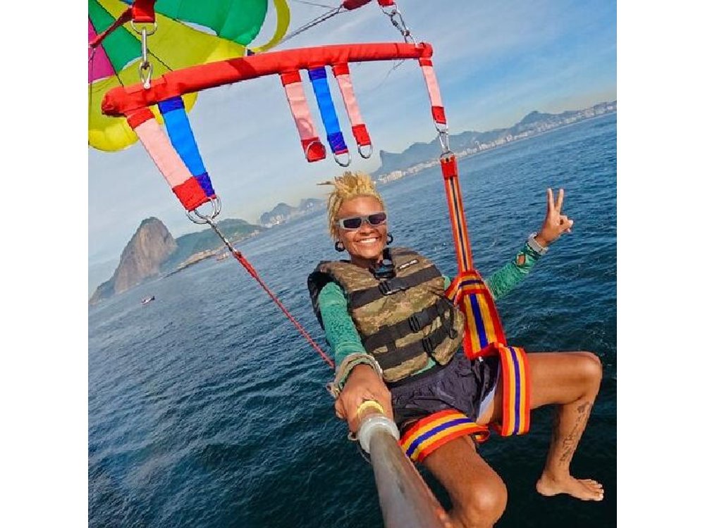 Speedboat Tour with Parasailing in Rio de Janeiro