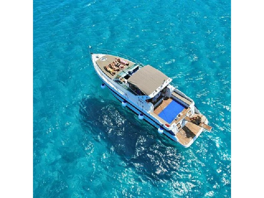 Egadi Islands Tour Favignana Levanzo by Boat with Lunch from Trapani
