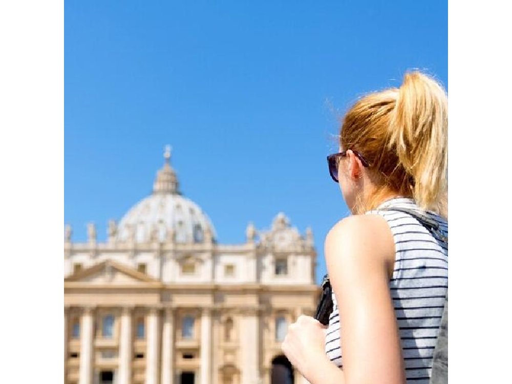 St. Peter's Dome Climb & Rome Street Food Tour with Limoncello
