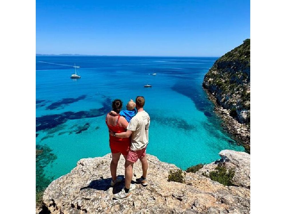 Formentera Secret Spots 4x4 Tour in a Land Rover Defender