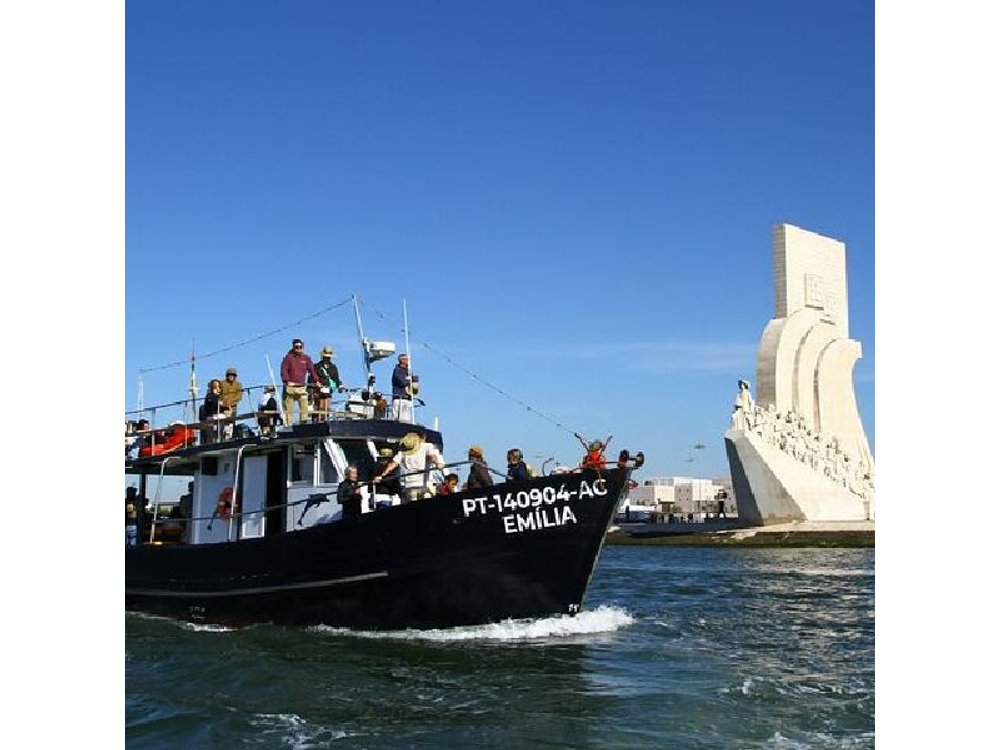 Cascais Express Scenic 2 Hour Cruise from Lisbon