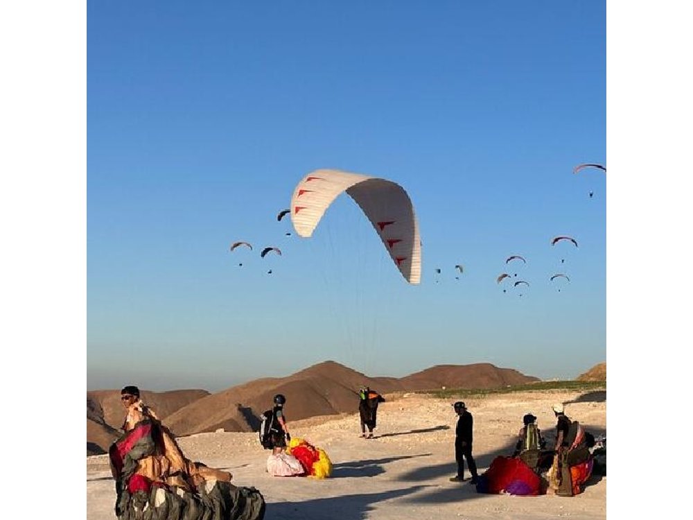 Paragliding From Marrakech In Agafay Desert With Transfers