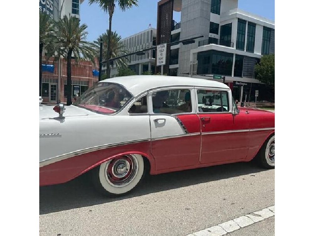 Classic Car Tour around Miami