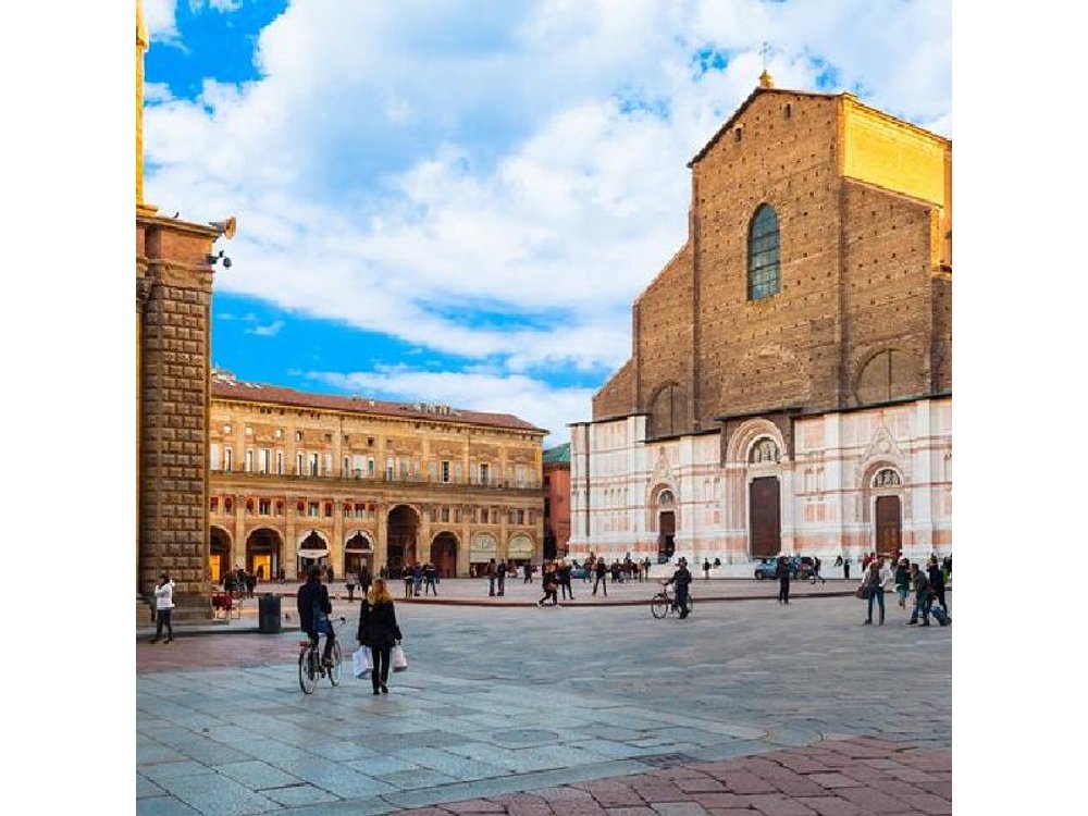 Bologna : Small Group Guided Tour