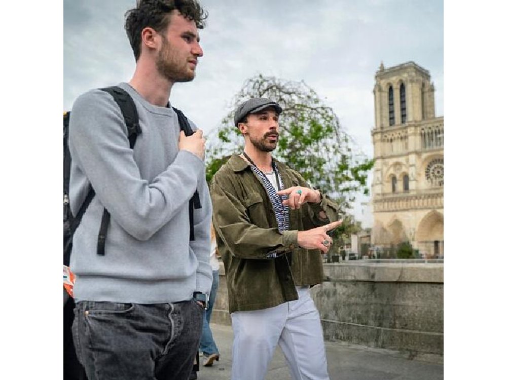 Paris: Pastries & Damnations - A Sweet Tour of the Old City