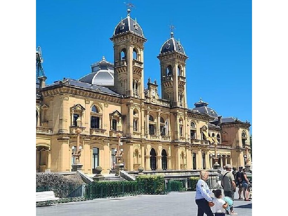 The Hidden Soul of San Sebastian: Art & Architecture (Max 8)