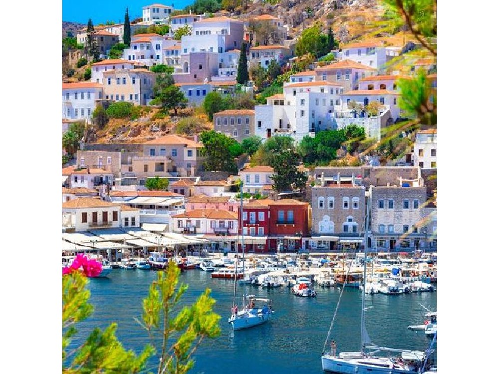 Hydra Island: Full Day Trip from Athens with Swimming