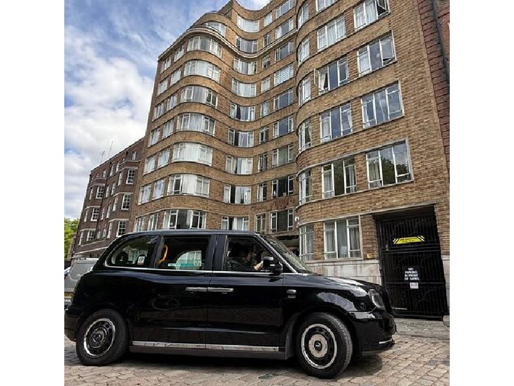 Private 3 hour Poirot Tour of London by Black Taxi