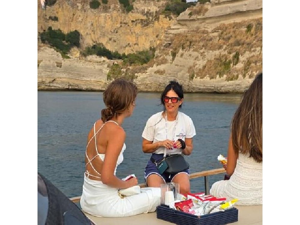 Naples: Sunset Sailing small group Experience with Aperol Spritz