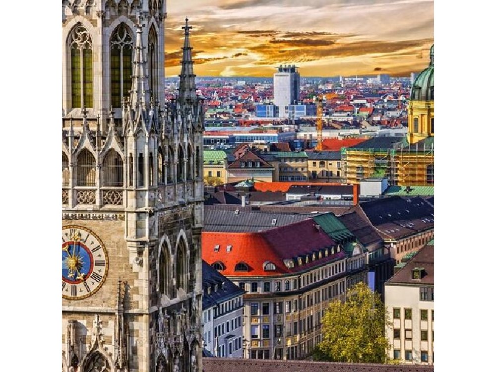Munich: Old Town Highlights Private Walking Tour