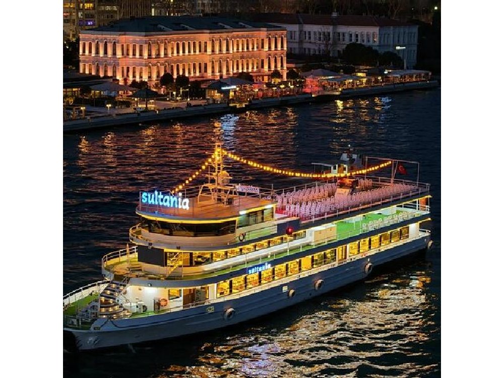 Bosphorus Dinner Cruise Istanbul with Turkish Night Show & Pickup