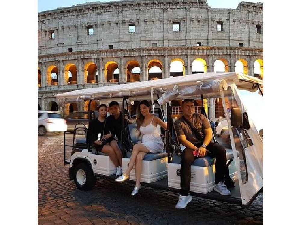 Rome Highlights by Golf Cart Shared Tour of Top Landmarks