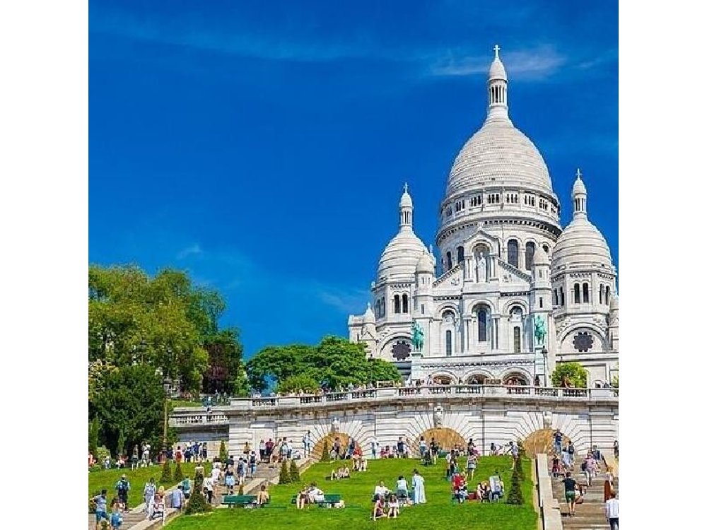 Paris Full Day Private Chauffeur Service Sedan or Van