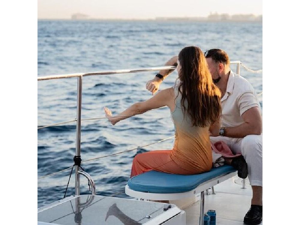Barcelona: Sunset from the Sea with Music and Drinks