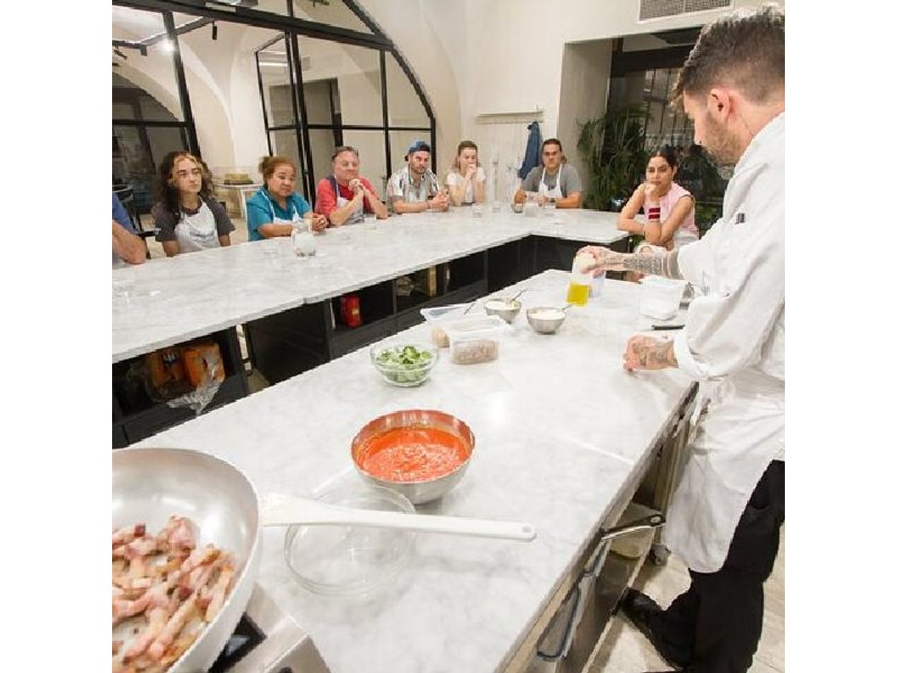 Rome Pasta or Pizza Cooking Class with Gelato & Wine