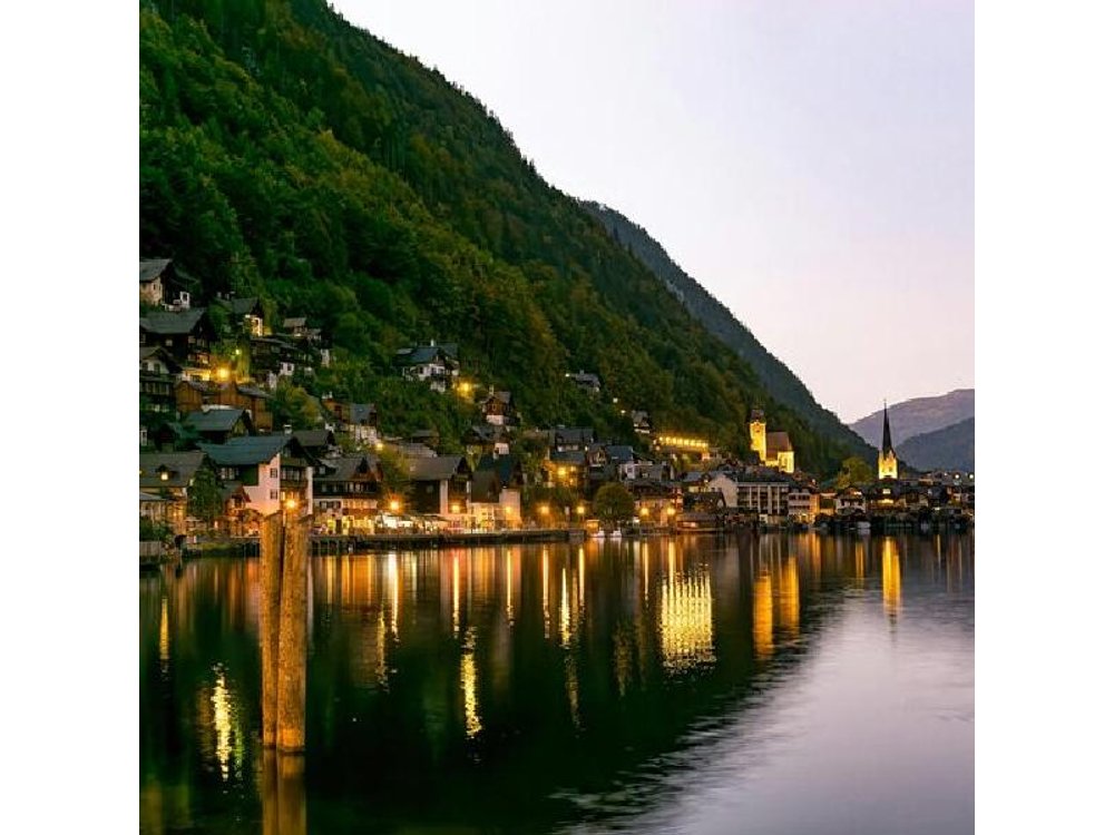 Vienna to Salzburg & Hallstatt: Scenic Alpine Day Tour