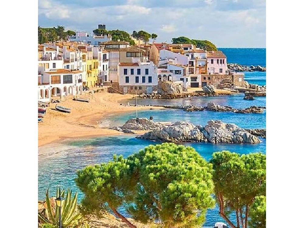 Private Girona & Costa Brava Tour with pickup from Barcelona