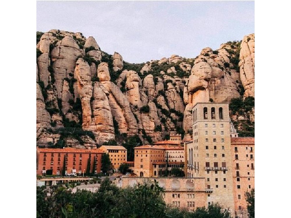Montserrat Private Tour All-Inclusive from Barcelona Hotel Pickup