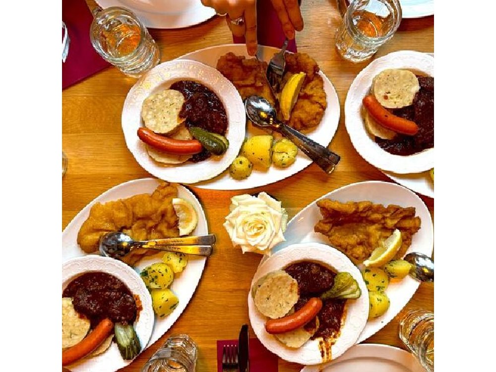 Vienna Guided Food Tour with 7 Food Tastings & a Secret Dish