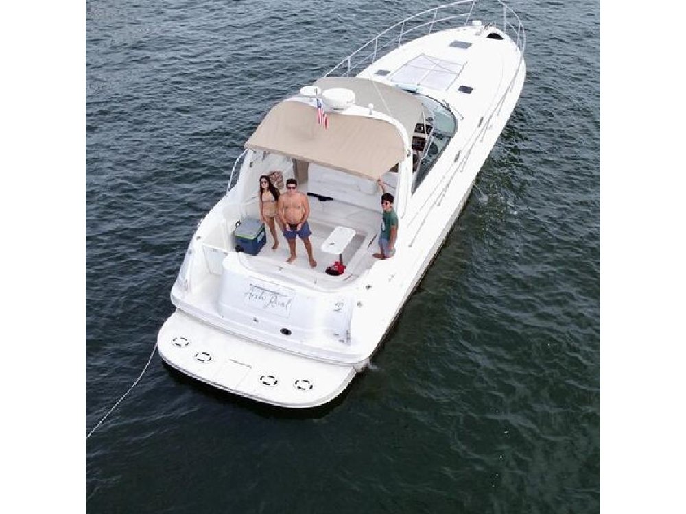 50ft Luxury Yacht Rental in Miami Beach Captain, Fun & Party!