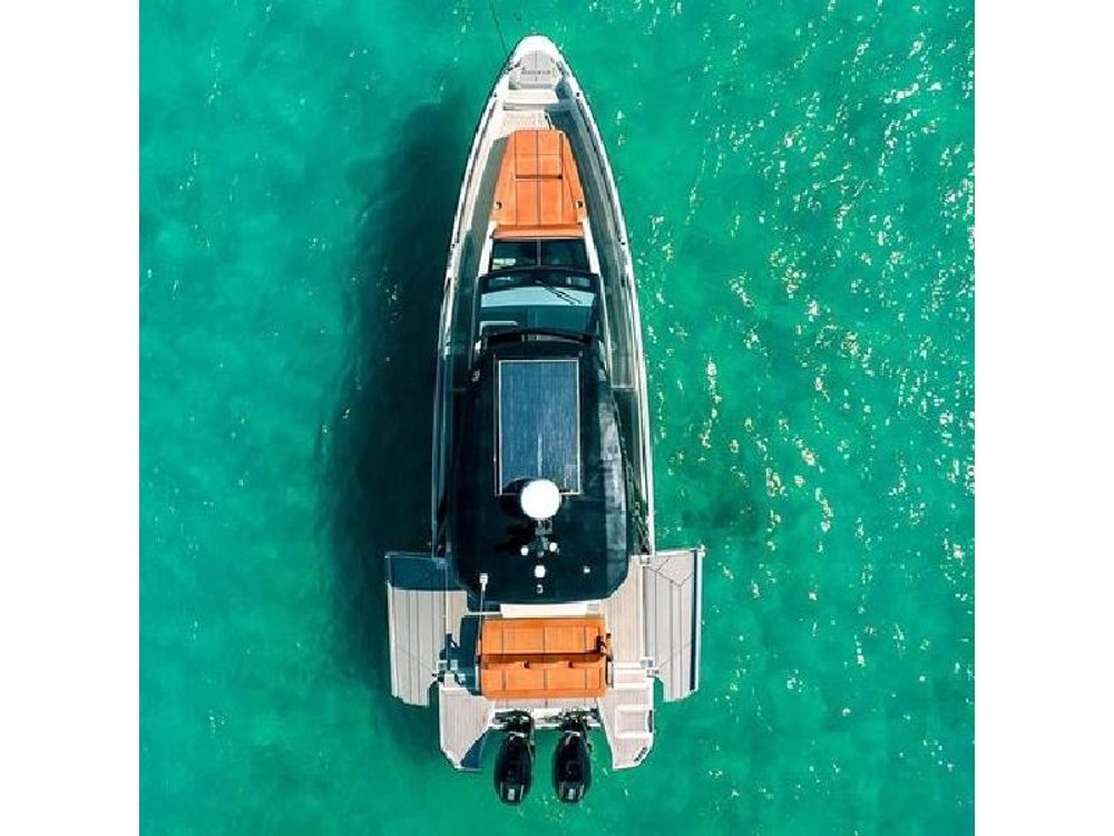 Private Luxury Boat Tour from Cannes to the Lerins Islands