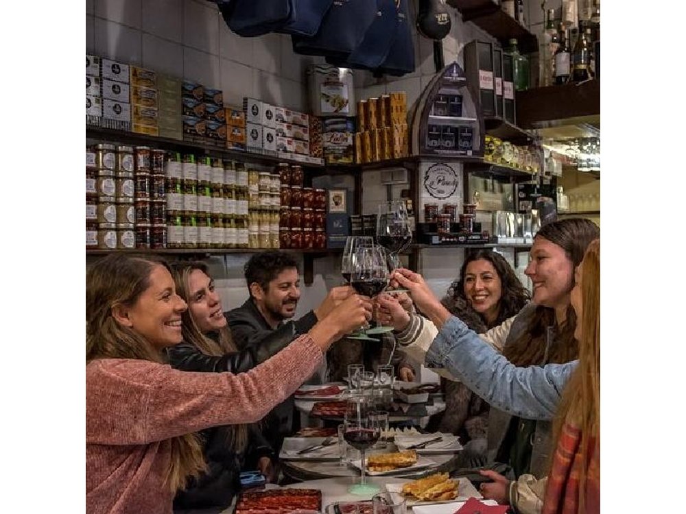 Eat Like a Local in Barcelona: Tapas, Wine & Tradition