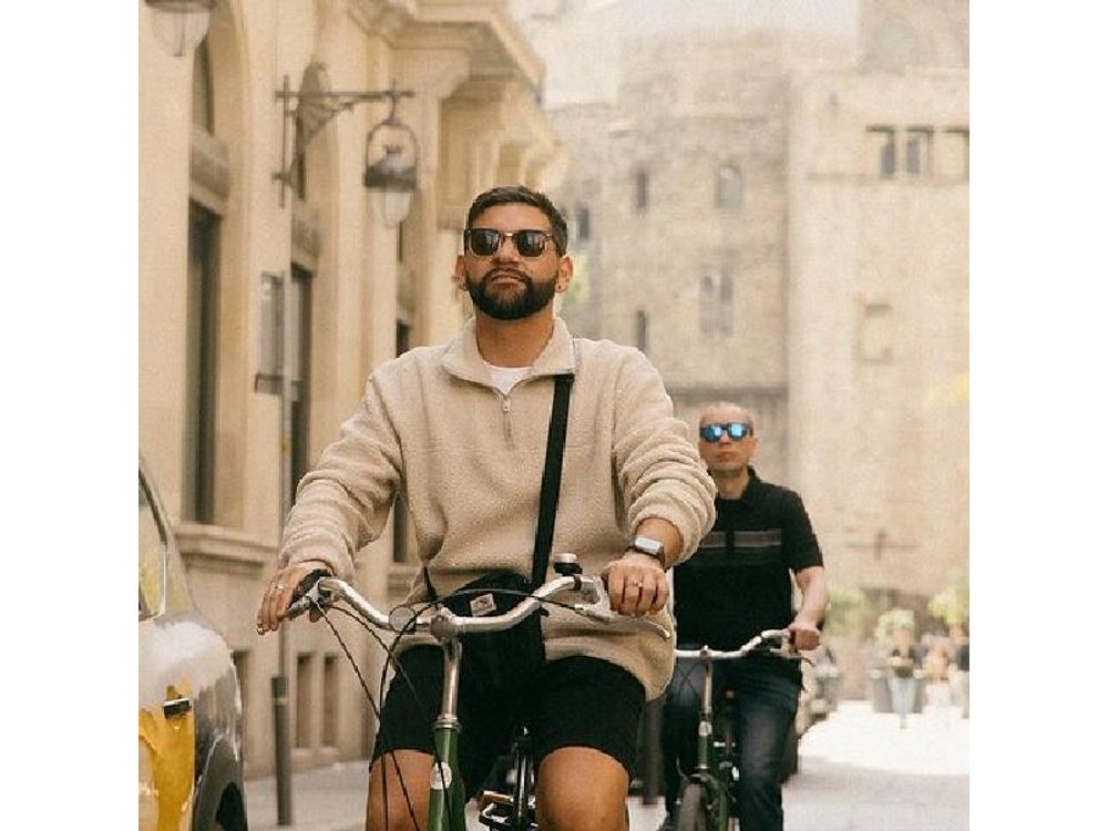 Barcelona 3-hour Bike or E-Bike Tour: Gaudí By Bike