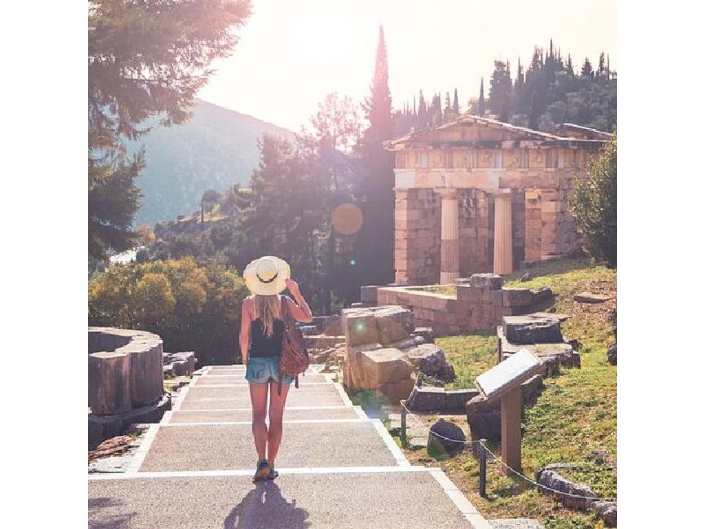 One-Day Tour to Delphi from Athens in Spanish