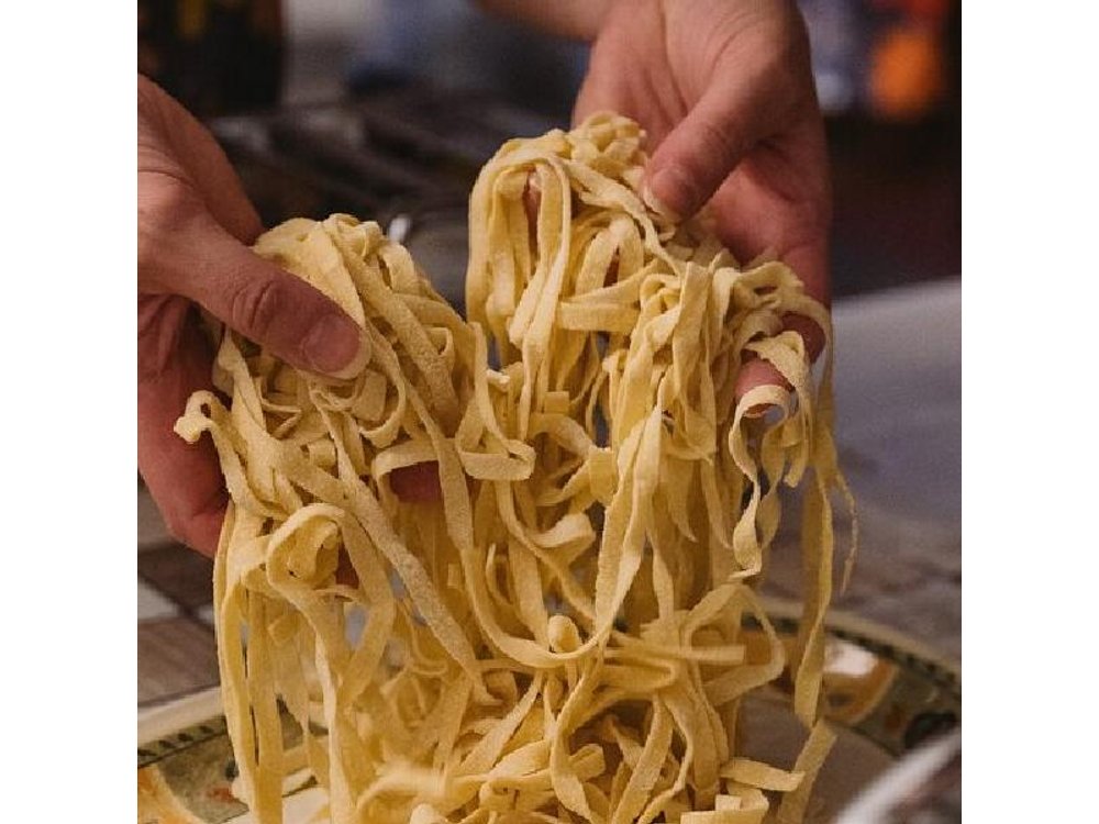 Palermo: Pasta and Tiramisu Small Group Cooking Class with Wine