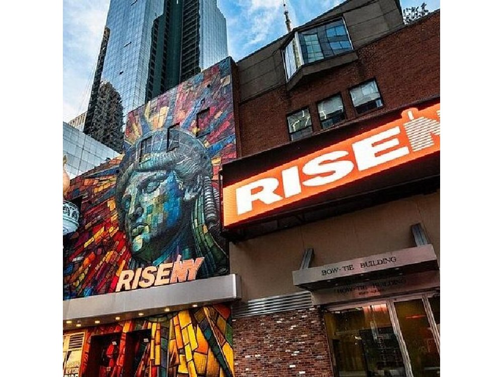 New York City Fortune Tour 1-Day Sightseeing Adventure