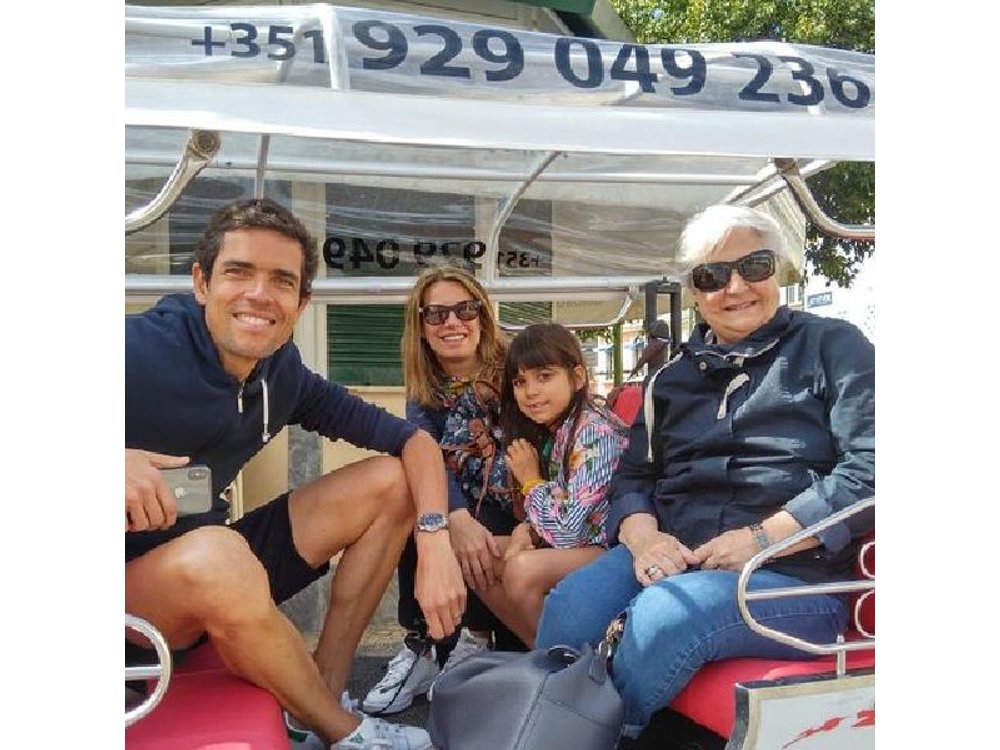 Lisbon Tuk Tuk: Explore Lisbon’s Hidden Treasures 1:30h