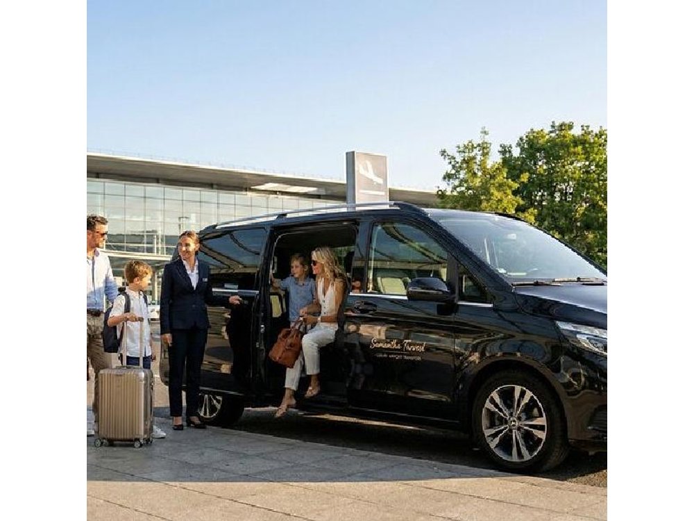 Transfers between Paris and Paris Airports/Disneyland/Versailles