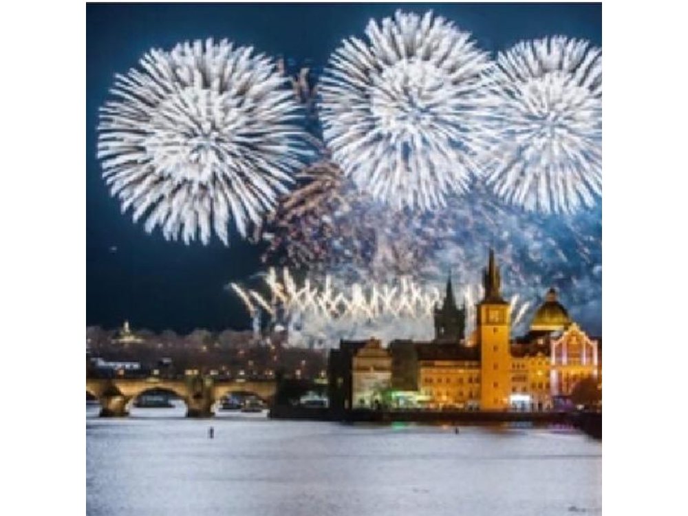 New Year's Eve Pub Crawl in Prague, end at KarLovy Lazne