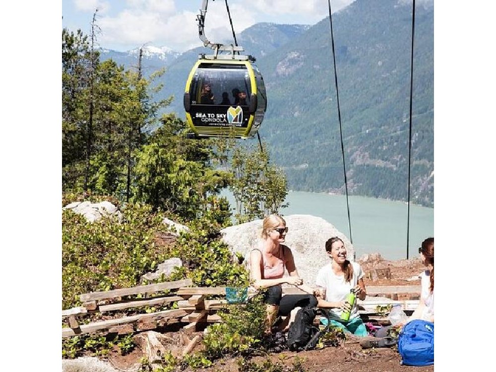 Vancouver Whistler Shannon Falls and Sea to Sky Gondola Day Tour
