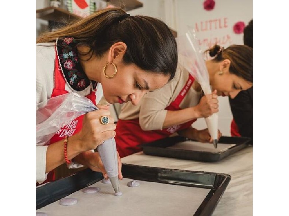 Paris Macaron Class with Cocktail – Official Emily in Paris