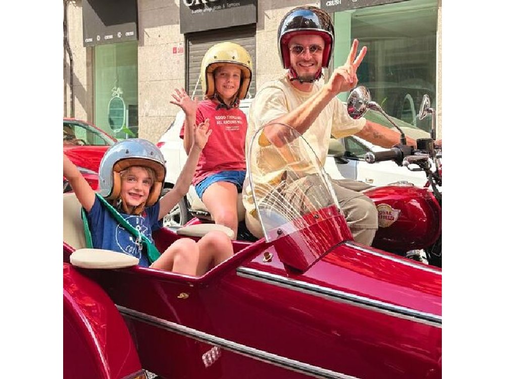 Madrid in Style: Half-Day Private Sidecar Tour with Tapas