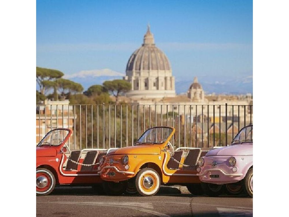 Rome Dolce Vita Tour in Vintage Electric Fiat