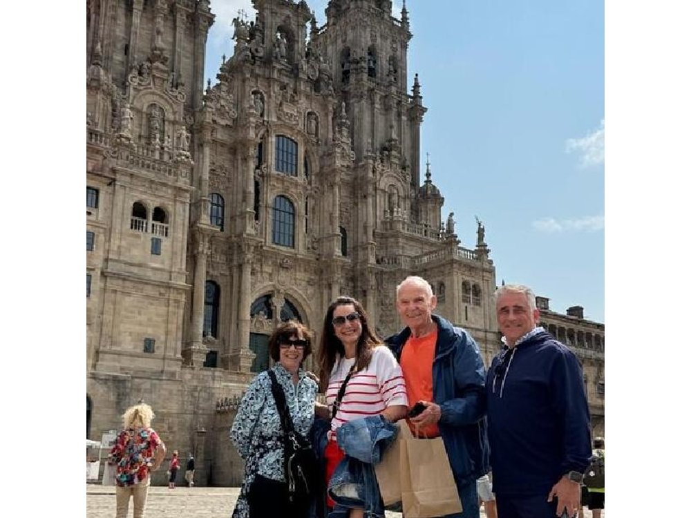 SANTIAGO DE COMPOSTELA and BRAGA Private Tour from Porto