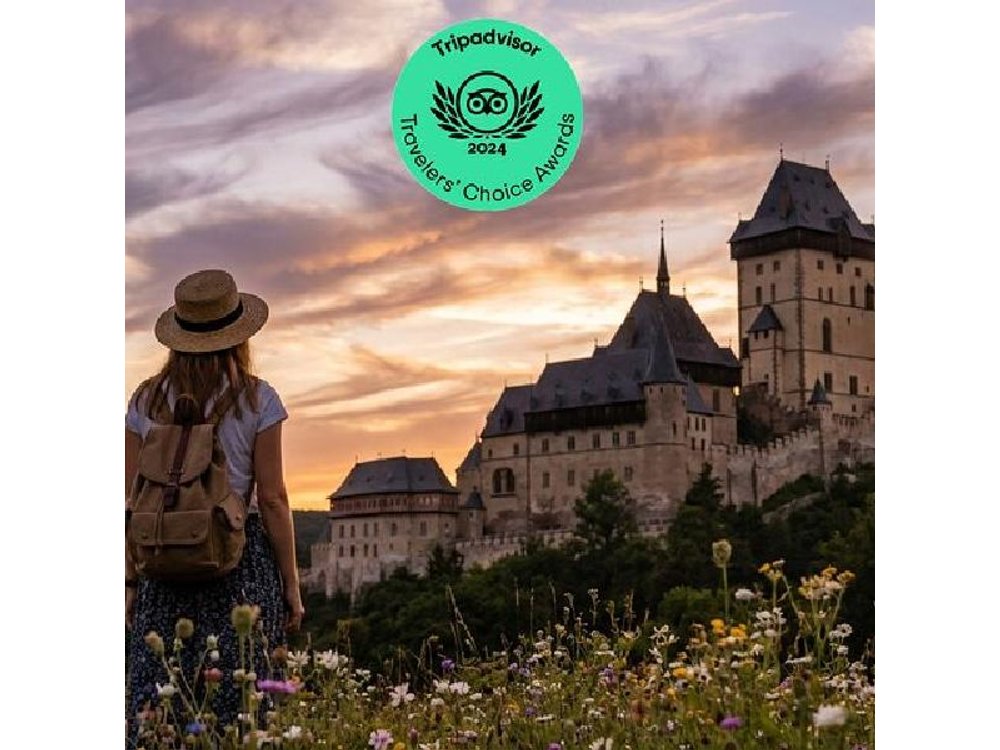 From Prague: Small-Group Karlstejn Castle & Koneprusy Caves Trip