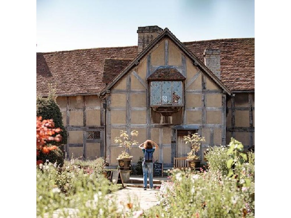 From London: Shakespeare's Stratford-upon-Avon Day Trip by Coach