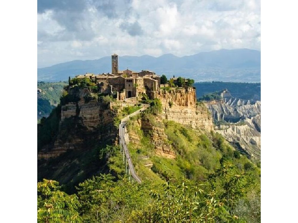 Rome: Tuscany Day Trip with Vineyard Lunch and Wine Tasting