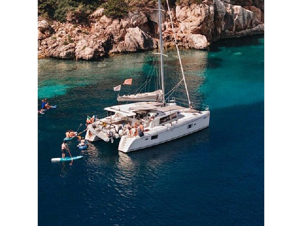 Full day catamaran tour in Alghero