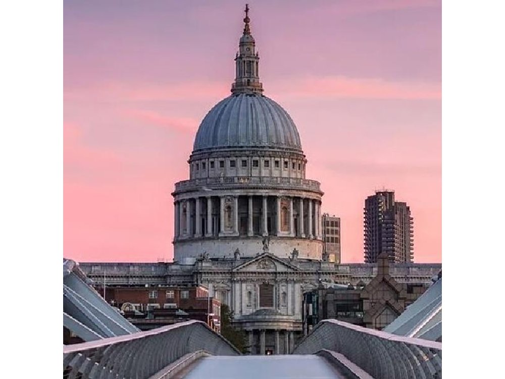 London Tower of London and Historic Landmarks Walking Tour
