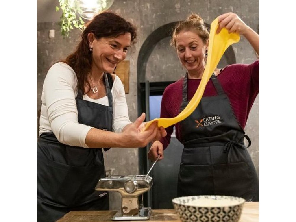 Rome Trastevere Pasta Making Class & Food Tour with Eating Europe
