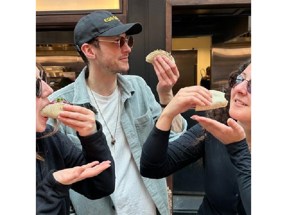 Taco Treasure Hunt and Self-Guided Food Walking Tour of London