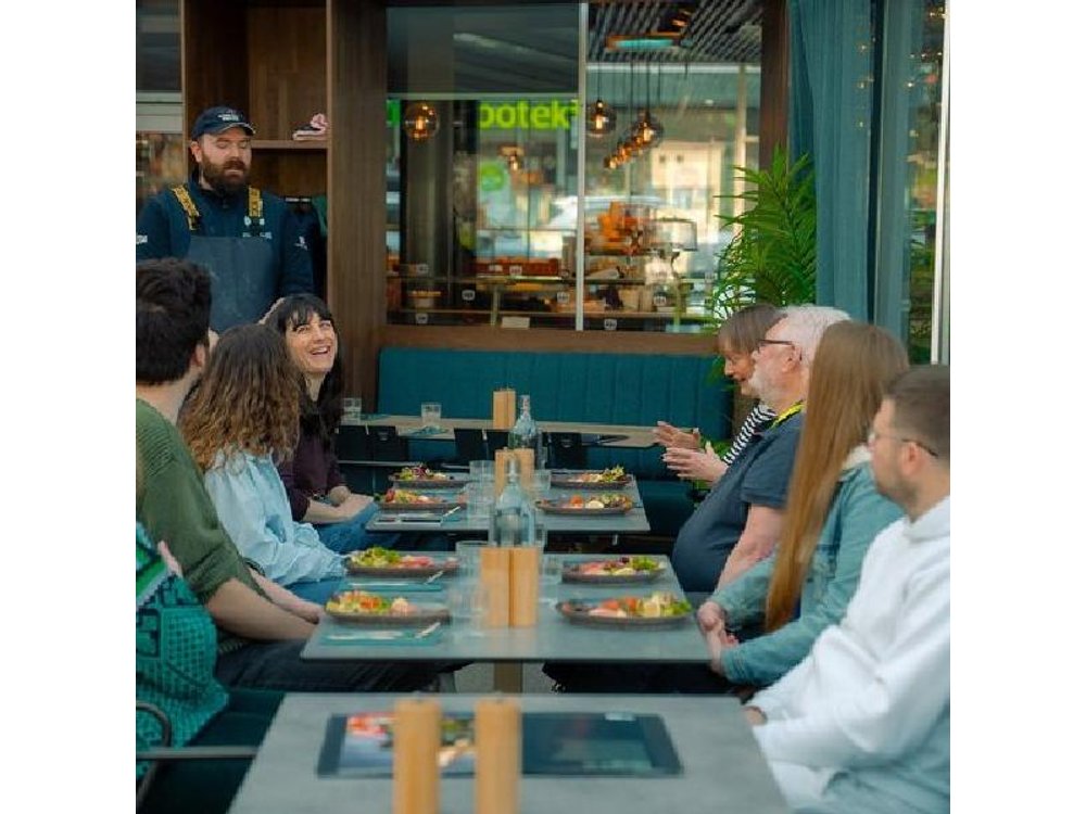 A Taste of Bergen Food Tour with Floibanen Funicular