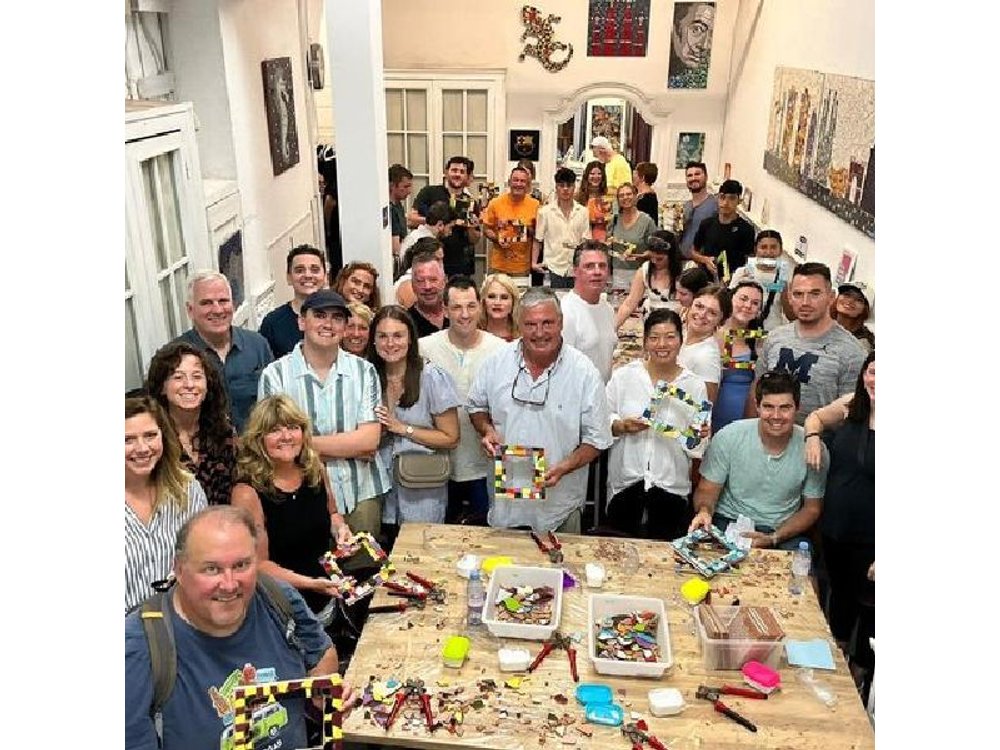 Guided Gaudí Trencadís Mosaic Workshop in Barcelona 2 Hours