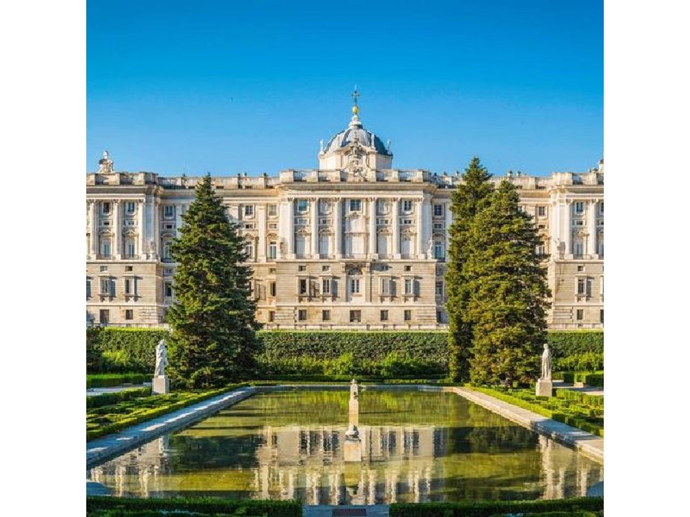 Madrid: Guided Tour of the Royal Palace of Madrid with Ticket