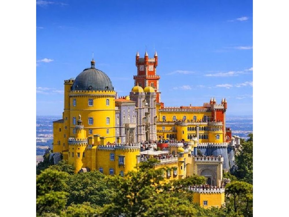 Lisbon: Sintra, Pena, Regaleira, Cabo Roca Coast and Cascais 8h