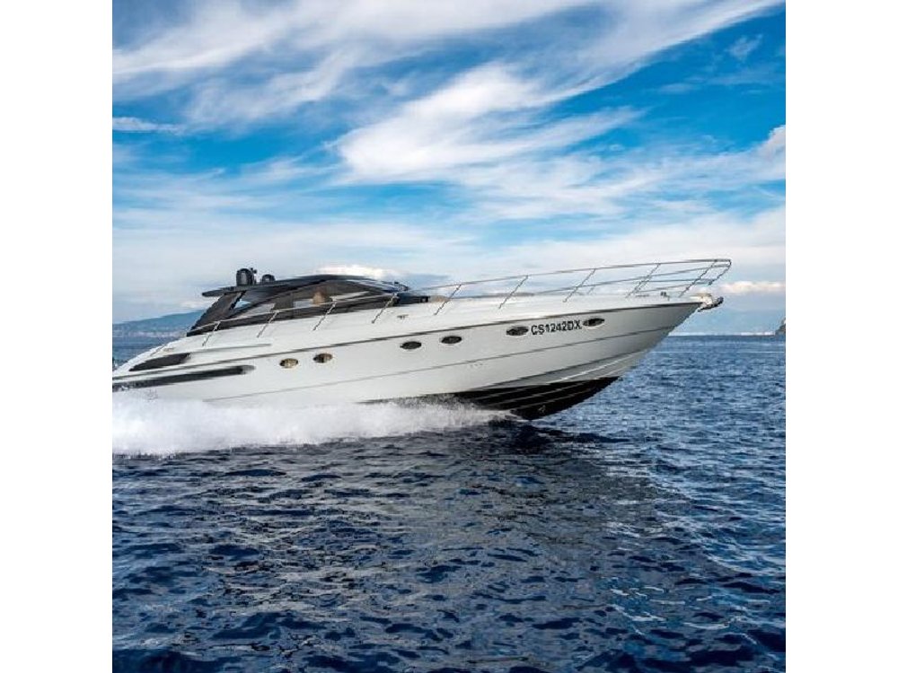 Appreciate the Amalfi coast on a luxury yacht!